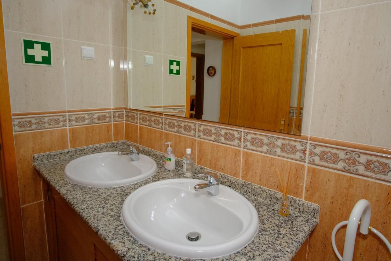 Apartamento T2 em condomínio fechado. Albufeira Exterior foto