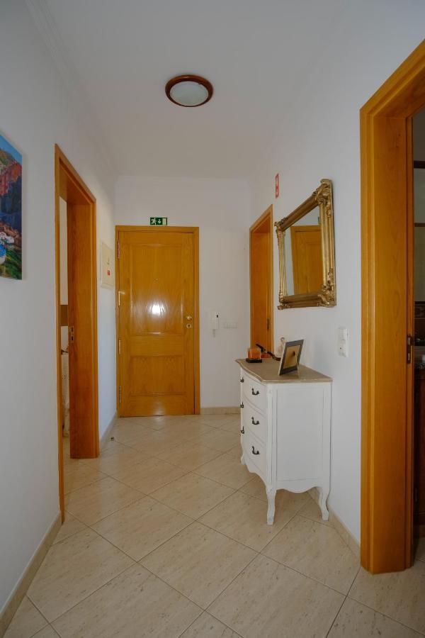 Apartamento T2 em condomínio fechado. Albufeira Exterior foto