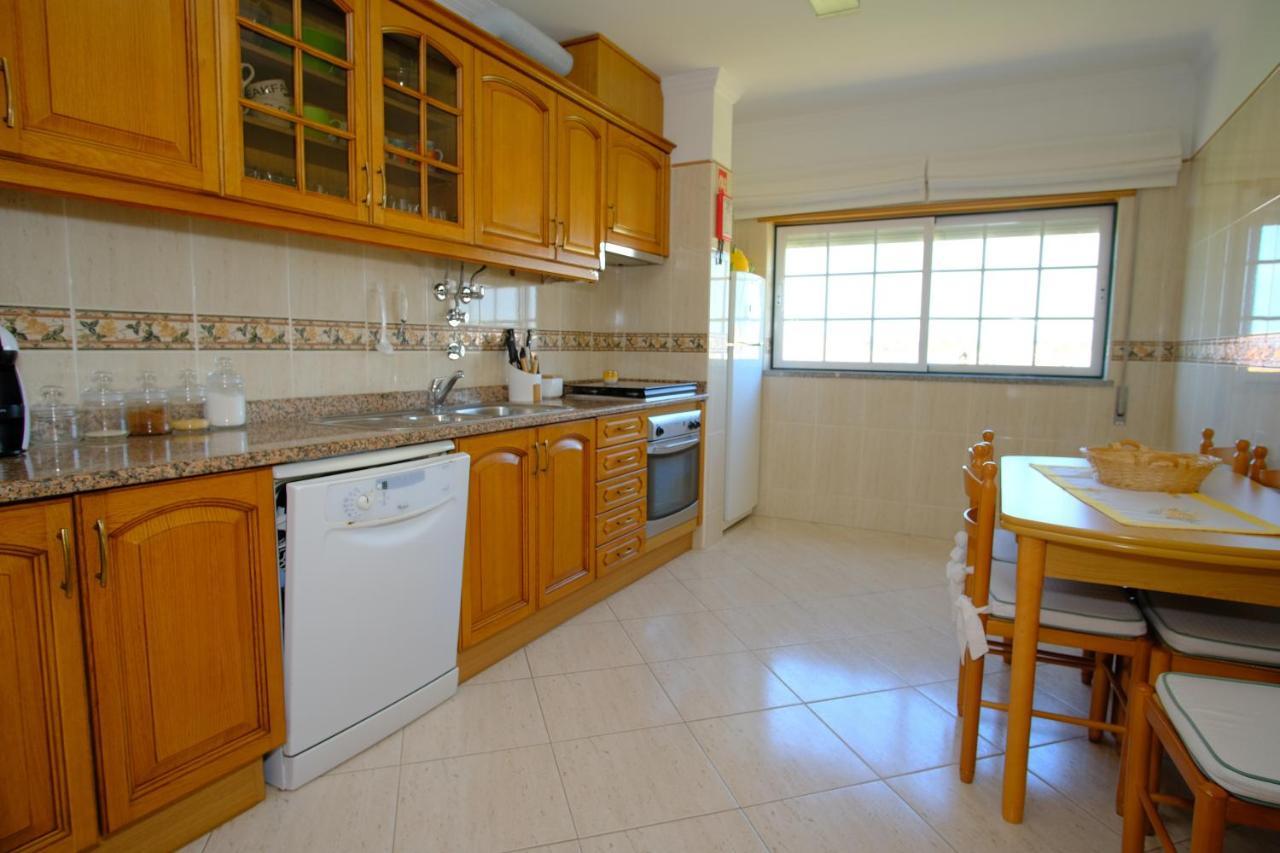 Apartamento T2 em condomínio fechado. Albufeira Exterior foto