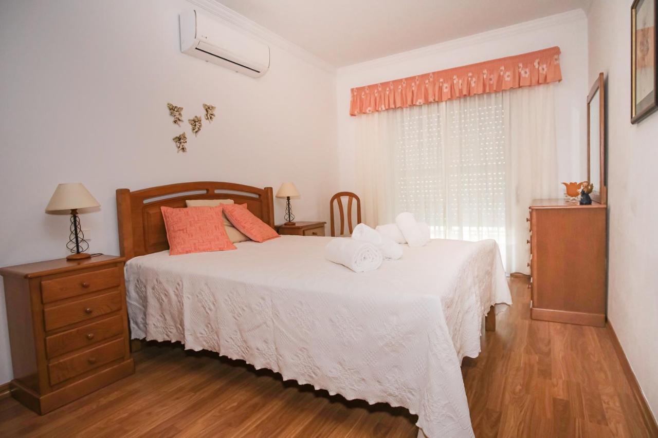 Apartamento T2 em condomínio fechado. Albufeira Exterior foto